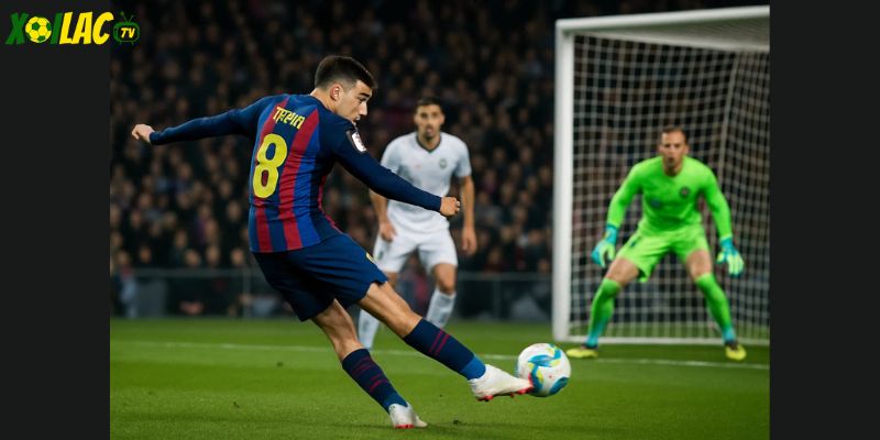 Pedri mở màn cho Barça ngược dòng thắng Levante tại La Liga 2025/2026.